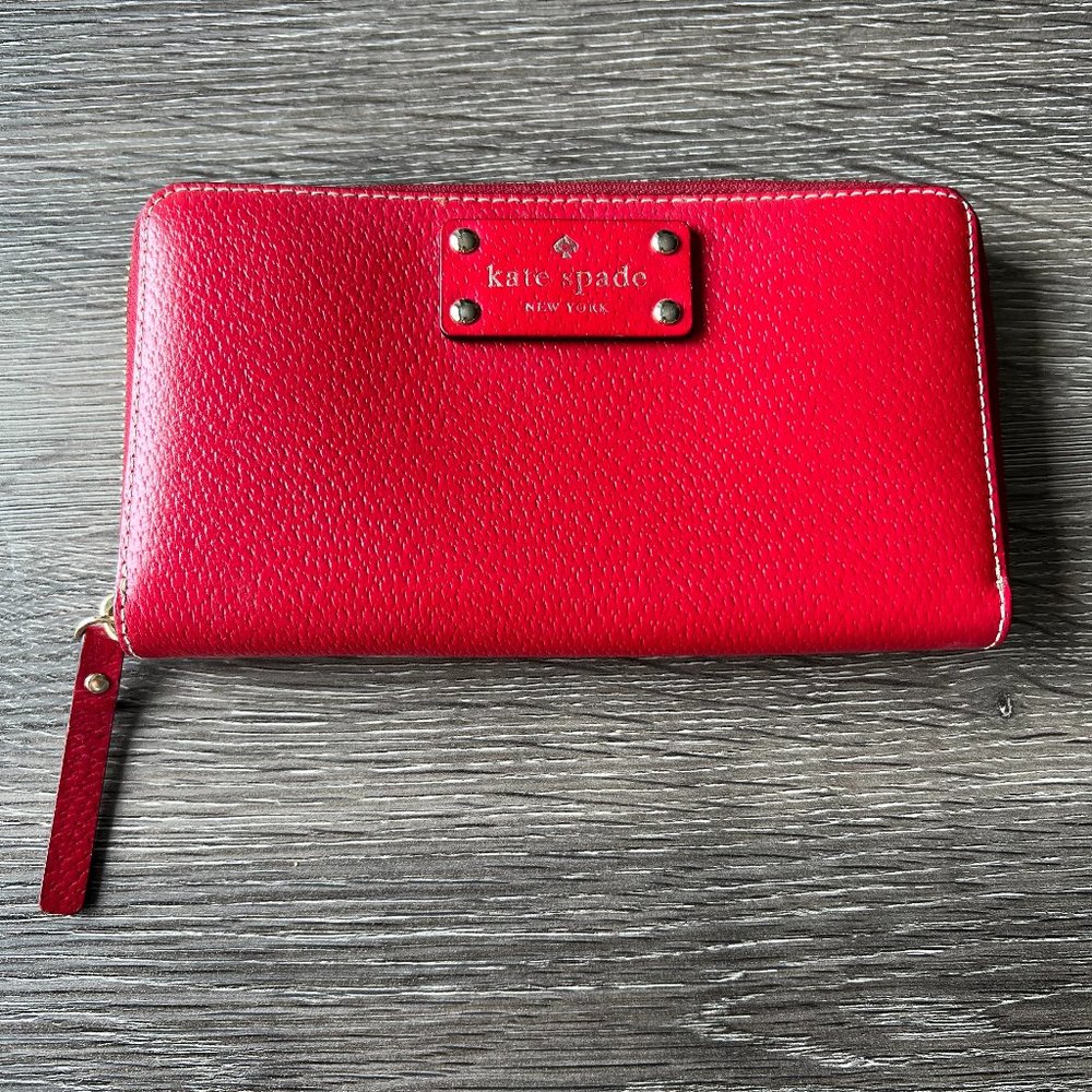 Red Kate Spade Wallet Gem